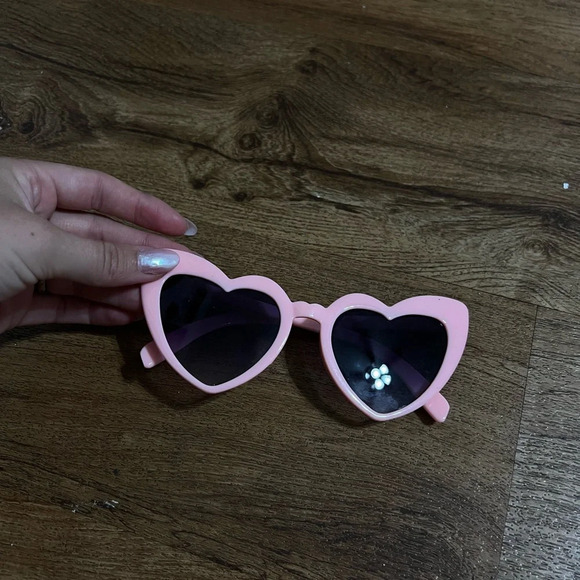 pink sunglasses - Picture 4 of 7